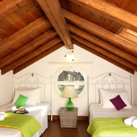 Сasa de vacaciones Arillas Country House Arillas (Corfu)