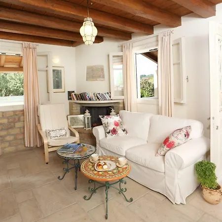 Сasa de vacaciones Arillas Country House
